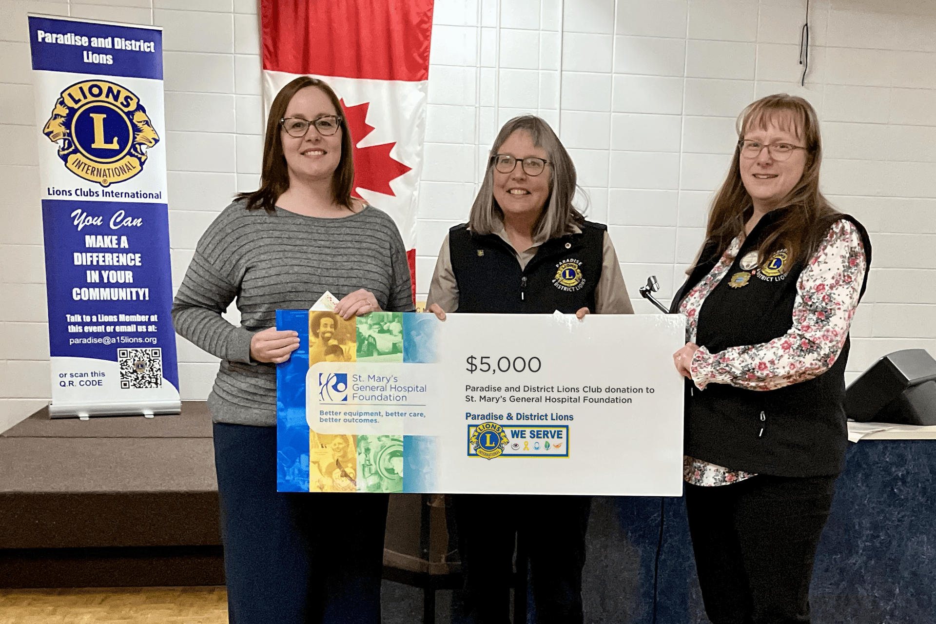 Photo: Paradise & District Lions Club cheque presentation
